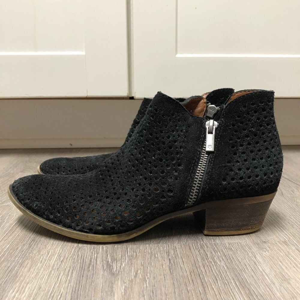Lucky Brand Women's Size 7.5 Black Suede Leather Laser Cut Ankle Booties Boots